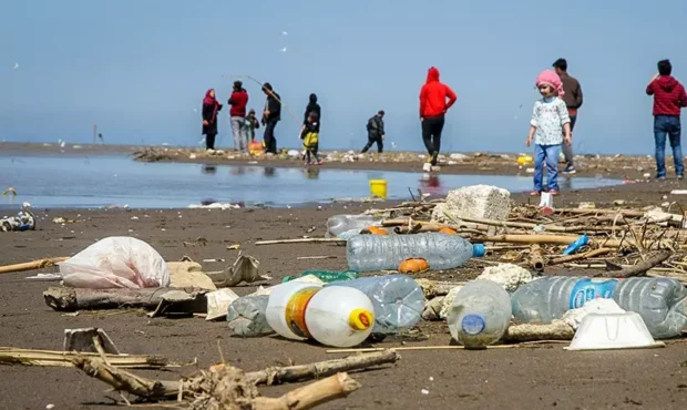 ویدیو | تصاویری اسفبار و غم انگیز از وضعیت ساحل دریای خزر