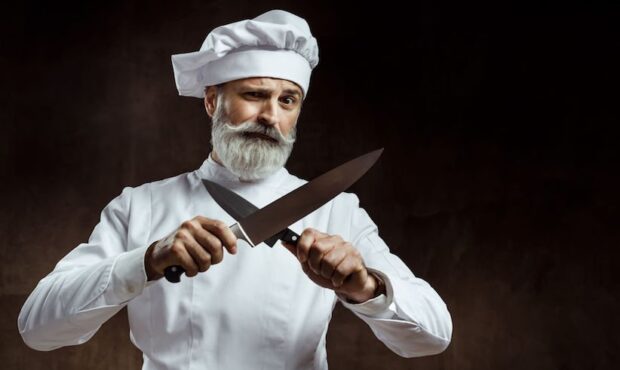 ویدیو | ۵ روش ساده و کاربردی برای تیز کردن چاقو